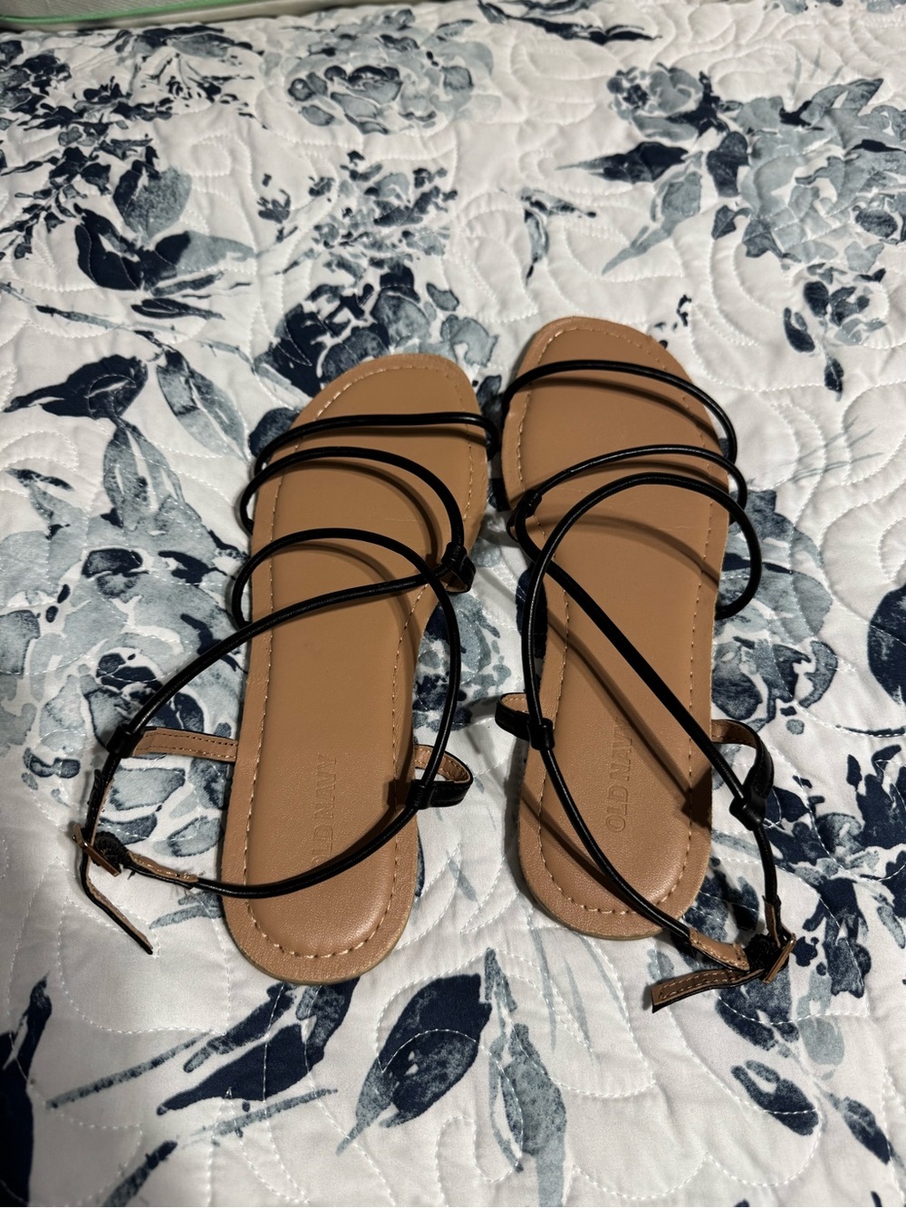 Old Navy Black Strappy Sandals with Tan Footbed